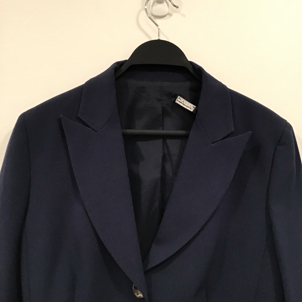 Tahari Blazer Womens Size M Navy Blue Tailored 3-Button Professional Jacket - Picture 6 of 14
